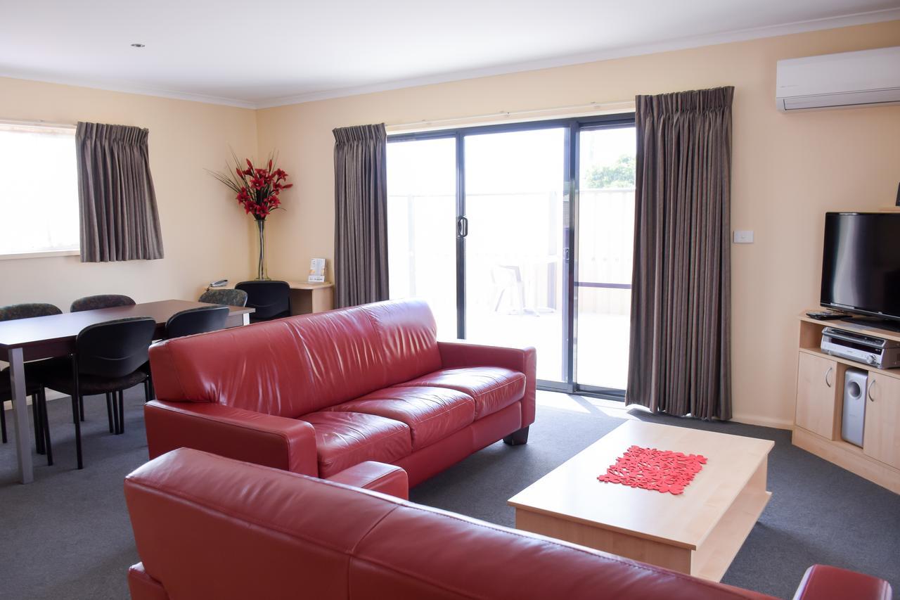 Beachway Motel Ulverstone Exterior foto