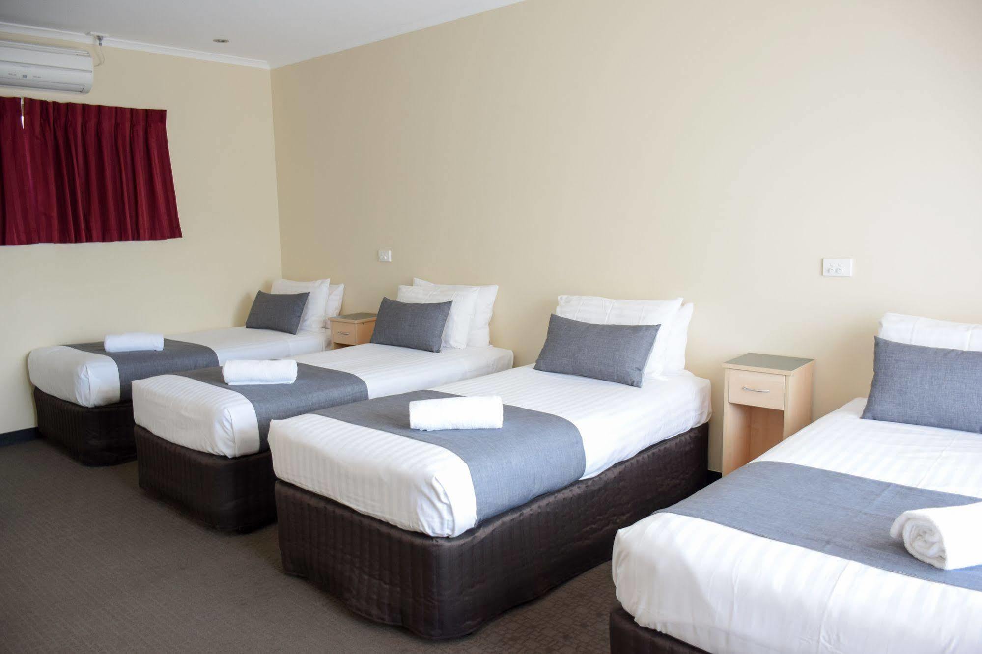 Beachway Motel Ulverstone Exterior foto